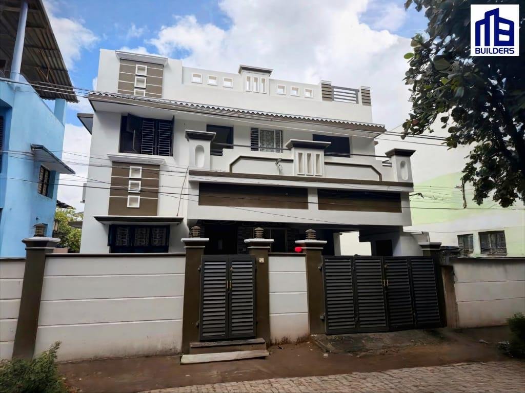 Abdul Rahman House - 2200 sqf